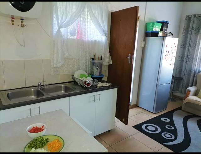 1 BEDROOM APARTMENT TO LET IN GOODWOOD CENTRAL
